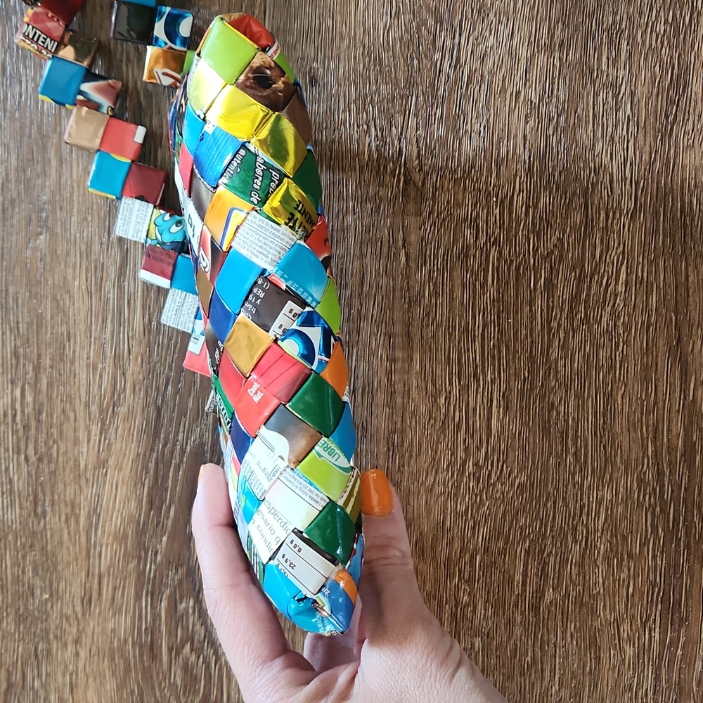 Small Candy Wrapper Shoulder Bag - Picture 3 of 11